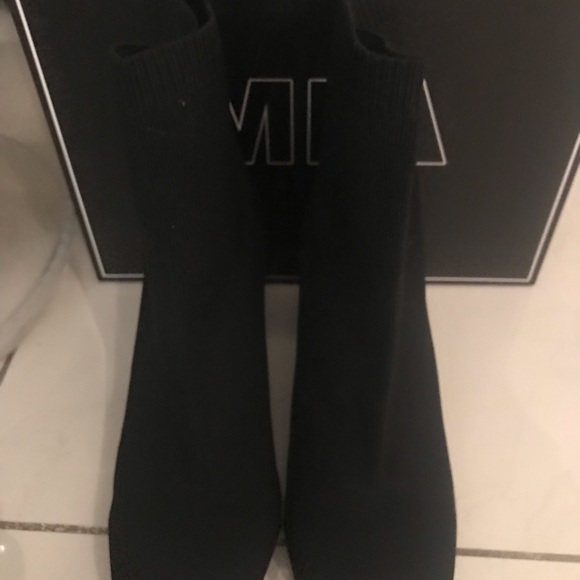 Black ankle stretch knit boot by Mia. 8.5 medium. - Picture 3 of 4